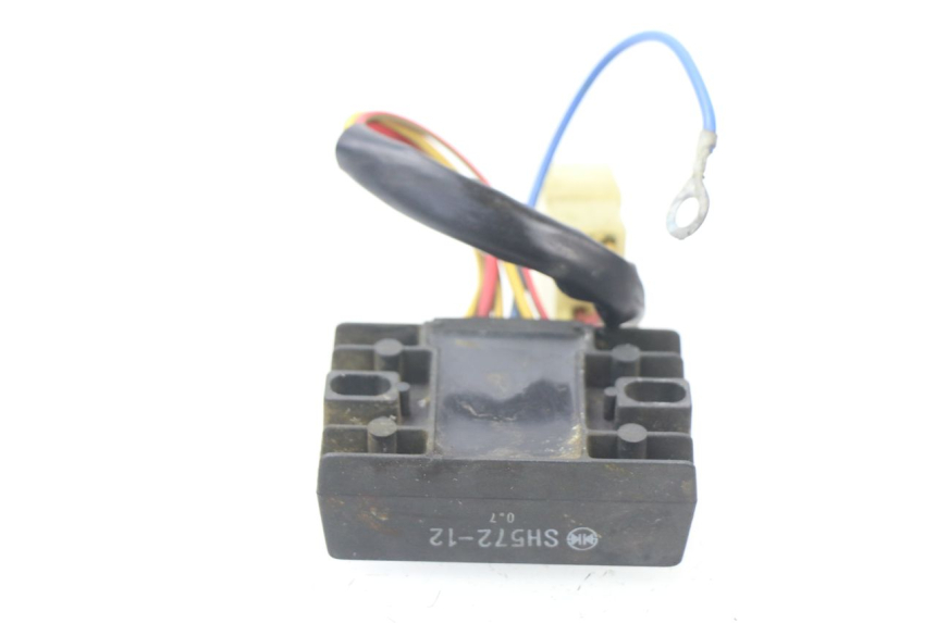 photo de REGULATEUR CHARGE APRILIA SCARABEO GT 125 (1999 - 2007)