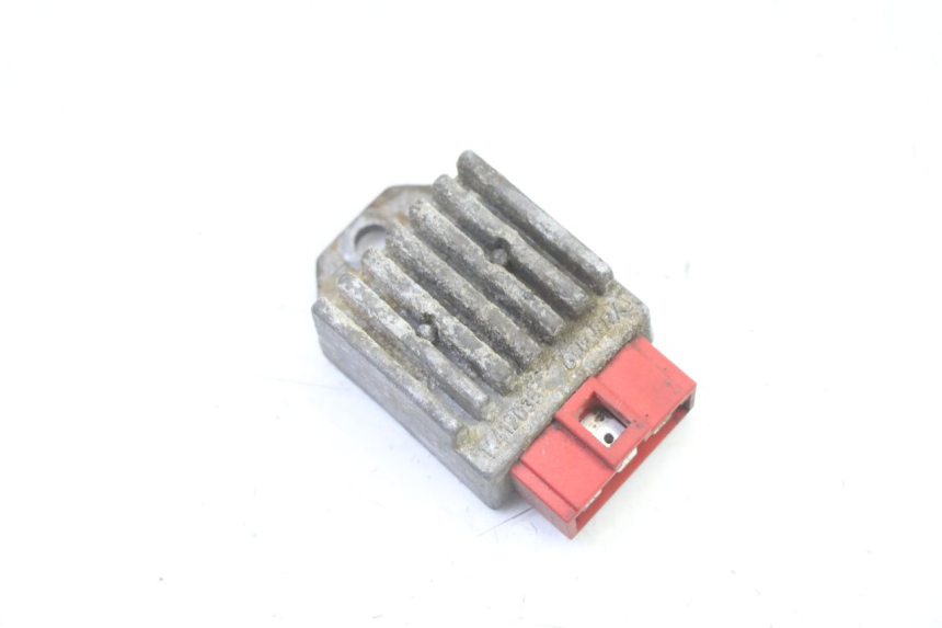 photo de REGULATEUR CHARGE GILERA SMT SUPERMOTARD 50 (2009 - 2017)