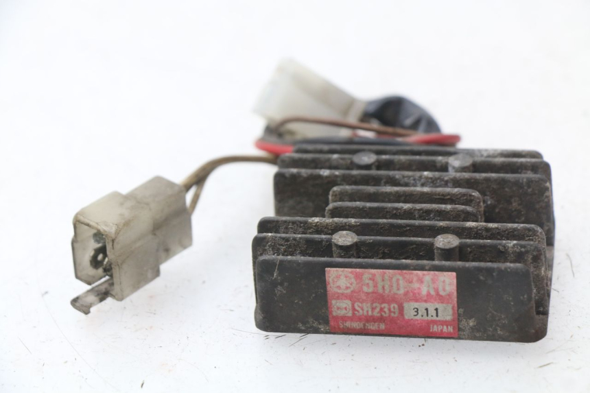 photo de REGULATEUR CHARGE YAMAHA SR 125 (1982 - 2003)
