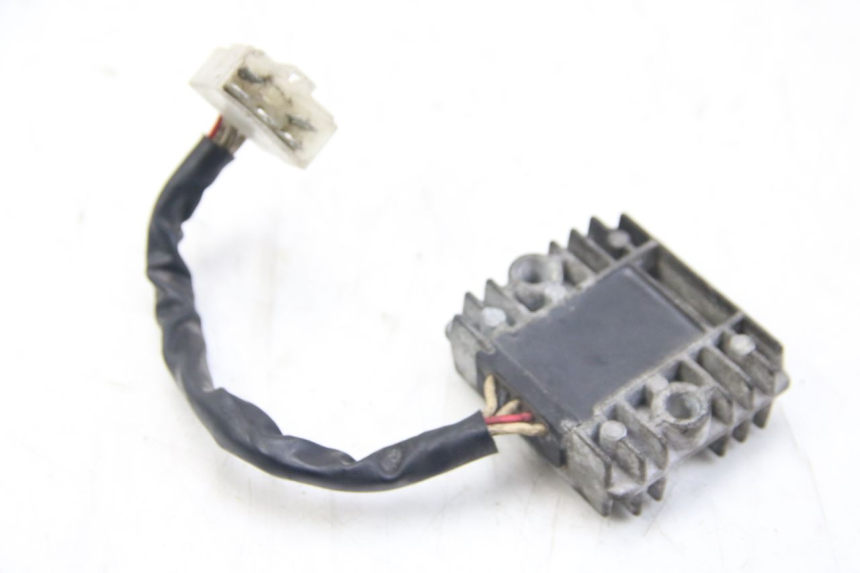 photo de REGULATEUR CHARGE YAMAHA SR 125 (1982 - 2003)