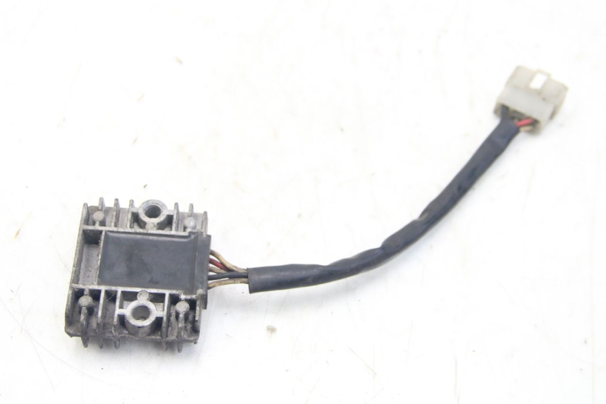 photo de REGULATEUR CHARGE YAMAHA SR 125 (1982 - 2003)