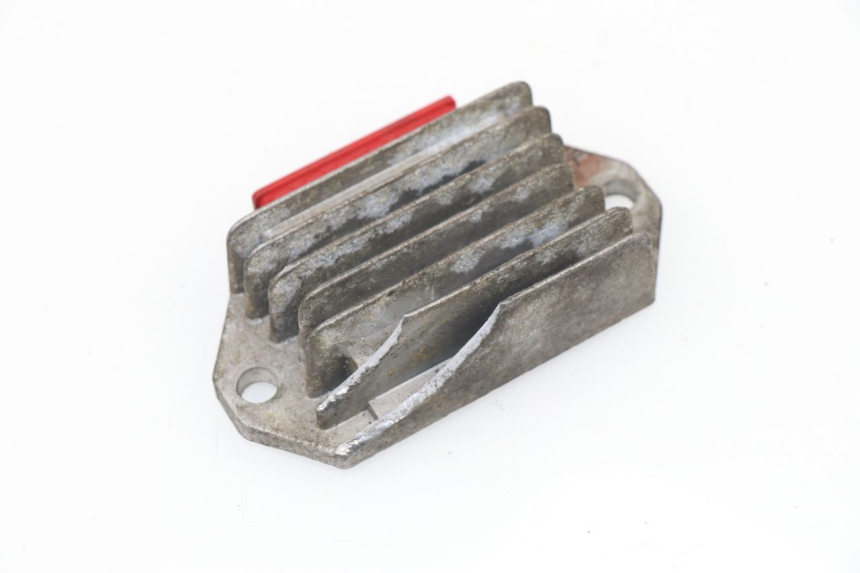 photo de REGULATEUR CHARGE GILERA STORM 50 (1993 - 1997)