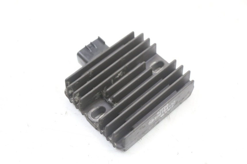 photo de REGULATEUR CHARGE SUZUKI BURGMAN 125 (2018 - 2021)