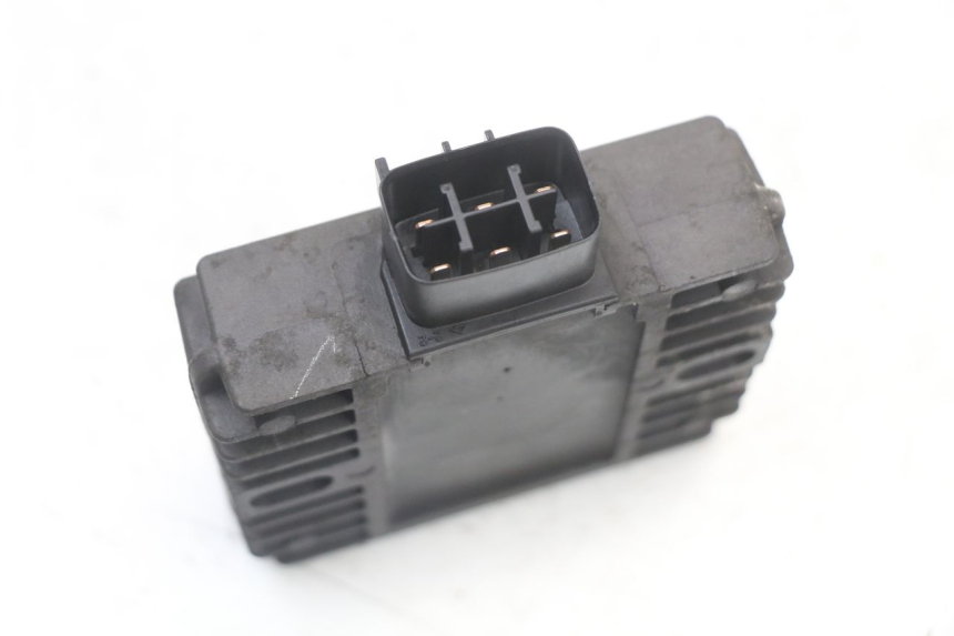 photo de REGULATEUR CHARGE SUZUKI BURGMAN 125 (2018 - 2021)