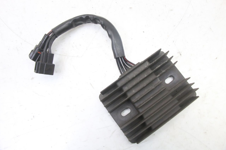 photo de REGULATEUR CHARGE SUZUKI GSX F GSXF 650 (2007 - 2015)