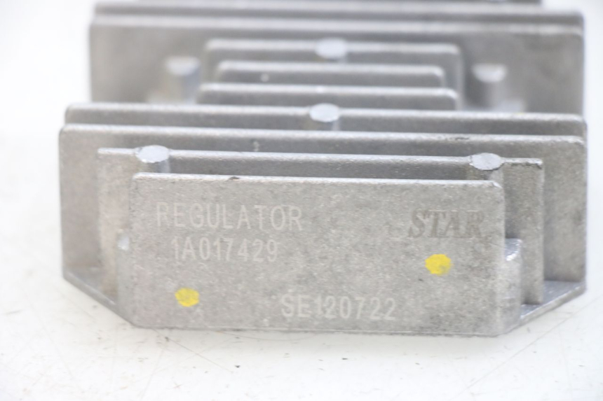 photo de REGULATEUR CHARGE APRILIA SXR 50 (2021 - 2023)