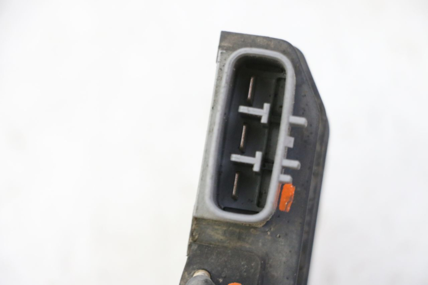 photo de REGULATEUR CHARGE YAMAHA TDM ABS 900 (2002 - 2014)