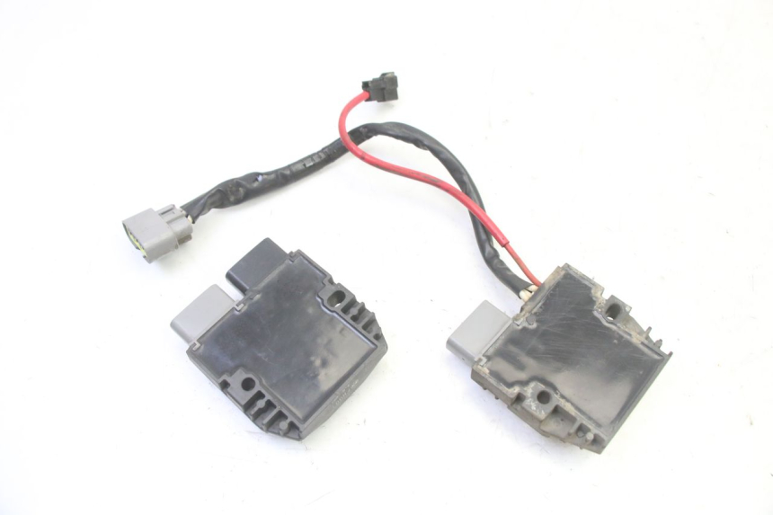 photo de REGULATEUR CHARGE YAMAHA TDM ABS 900 (2002 - 2014)