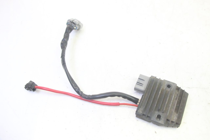 photo de REGULATEUR CHARGE YAMAHA TDM ABS 900 (2002 - 2014) - Autre angle de vue