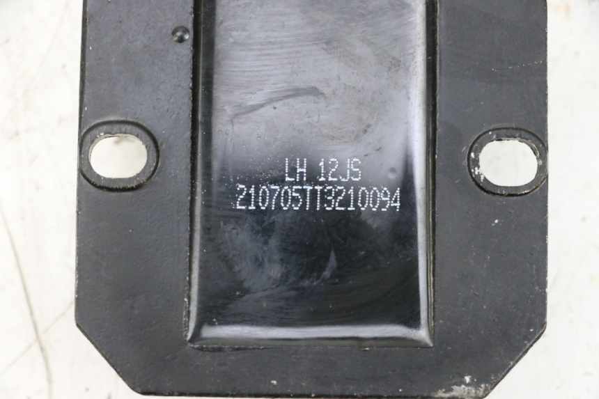 photo de REGULATEUR CHARGE NECO TEMPO 4T 50 (2022 - 2026) - Zoom état d’usage