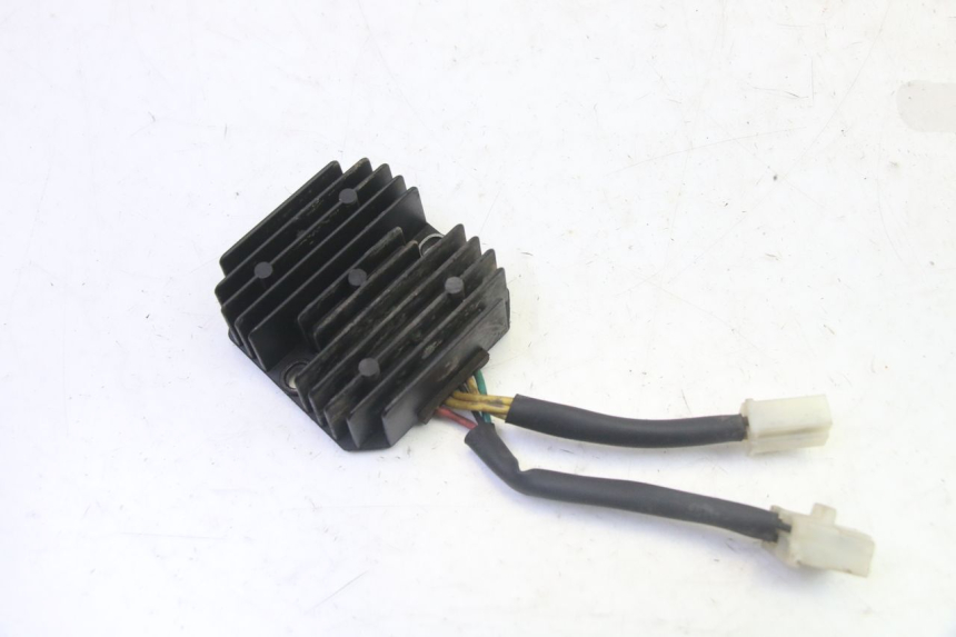 photo de REGULATEUR CHARGE PEUGEOT TWEET PRO CARGO 50 (2018 - 2020)