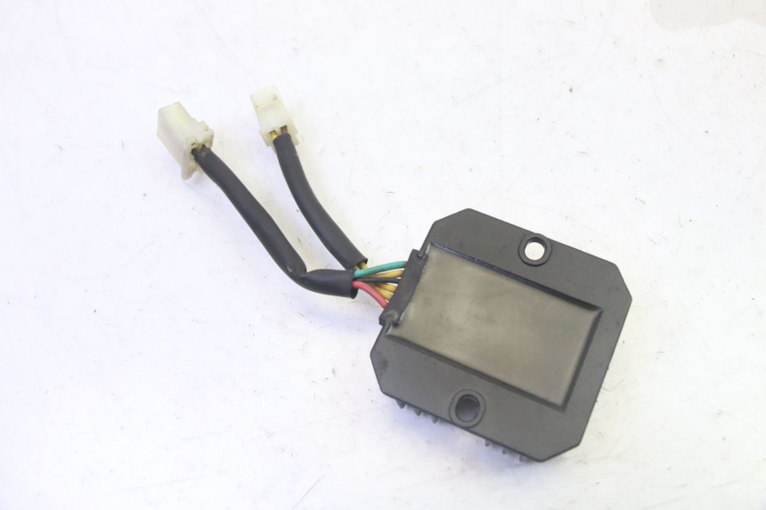 photo de REGULATEUR CHARGE PEUGEOT TWEET PRO CARGO 50 (2018 - 2020)