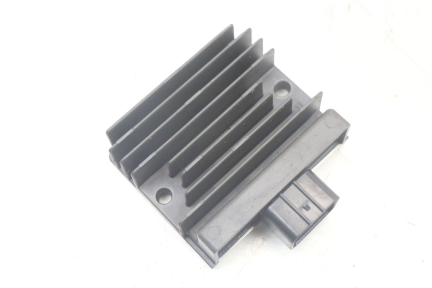 photo de REGULATEUR CHARGE KAWASAKI VERSYS ABS 650 (2015 - 2018)