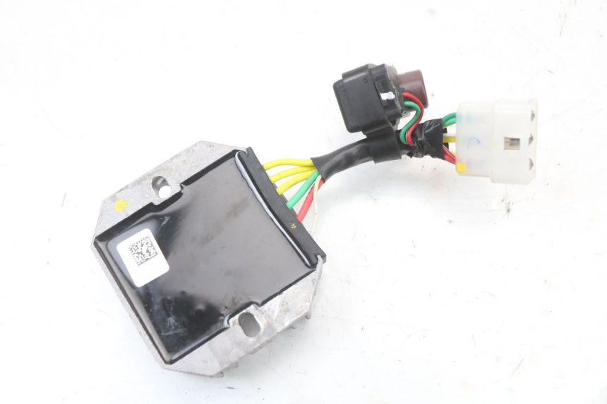 photo de REGULATEUR CHARGE PIAGGIO VESPA PRIMAVERA 4T 50 (2021 - 2024)