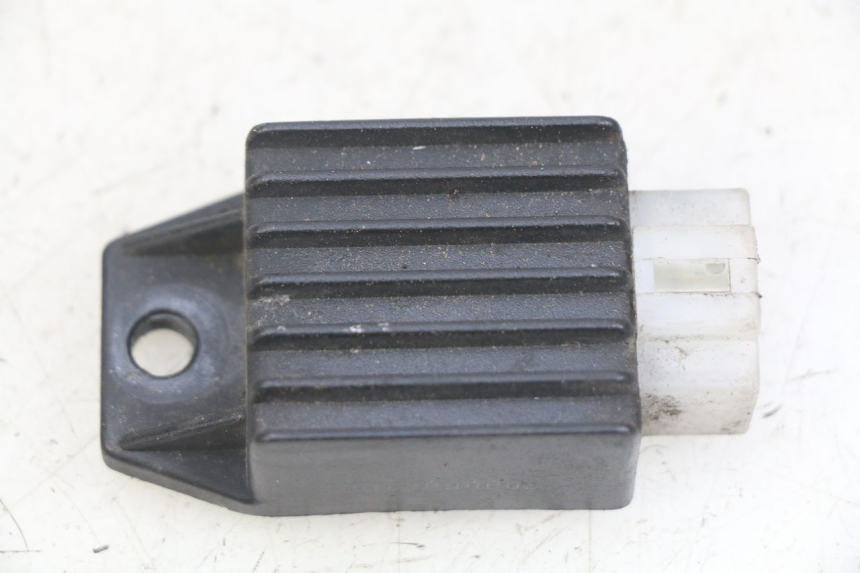 photo de REGULATEUR CHARGE PEUGEOT VIVACITY NEW 2T 50 (2008 - 2017)