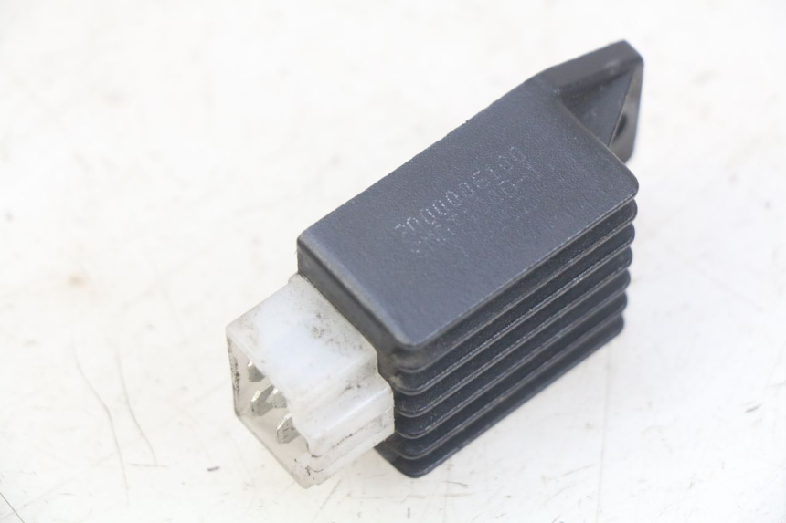 photo de REGULATEUR CHARGE PEUGEOT VIVACITY NEW 2T 50 (2008 - 2017)