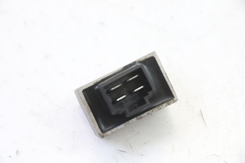 photo de RÉGULATEUR DE CHARGE PEUGEOT VIVACITY NEW 4T 50 (2008 - 2017)