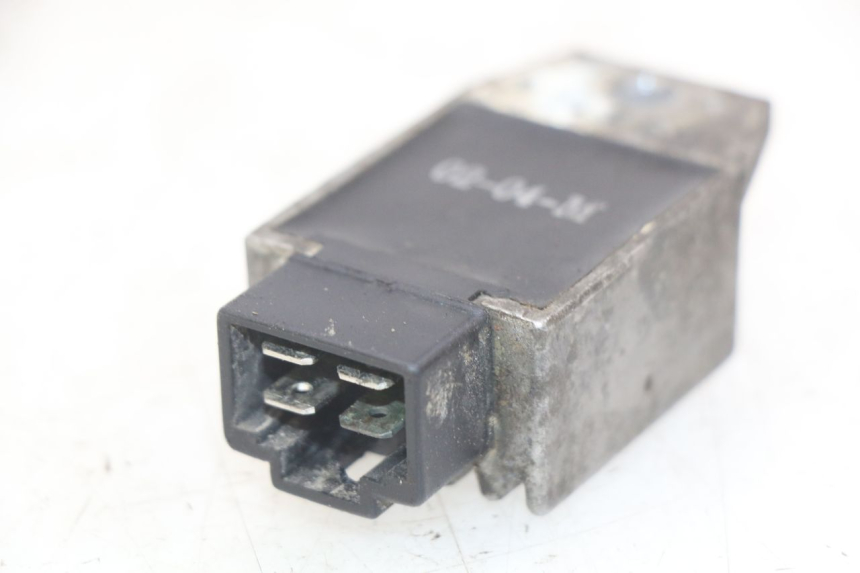photo de REGULATEUR CHARGE PEUGEOT VIVACITY 50 (1998 - 2003)