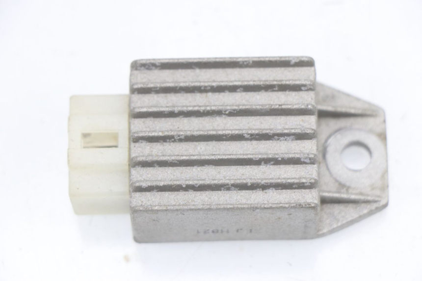 photo de REGULATEUR CHARGE BHM WACO 4T 50 (2008 - 2015)