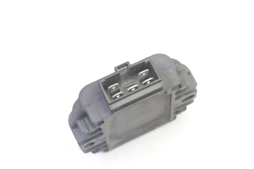 photo de REGULATEUR CHARGE YAMAHA X-MAX XMAX 125 (2010 - 2014)