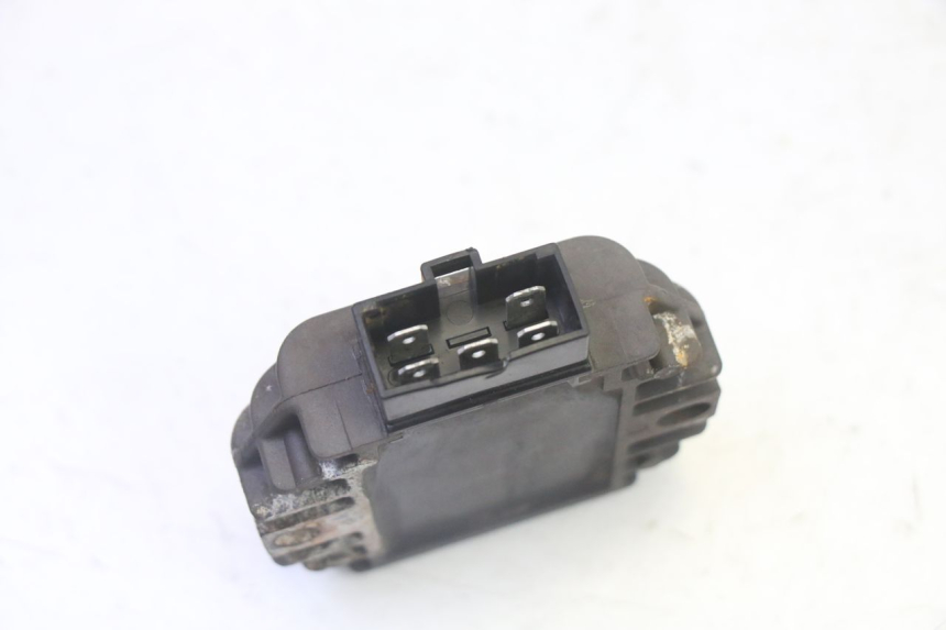 photo de REGULATEUR CHARGE YAMAHA X-MAX XMAX 125 (2010 - 2014)
