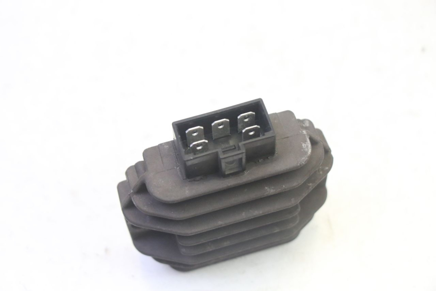 photo de REGULATEUR CHARGE YAMAHA X-MAX XMAX 125 (2010 - 2014)