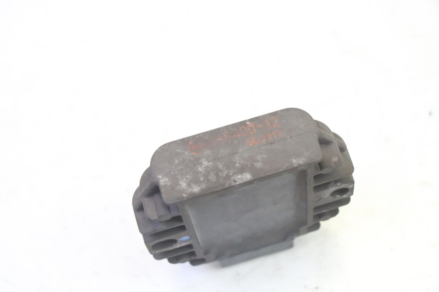 photo de REGULATEUR CHARGE YAMAHA X-MAX XMAX 125 (2010 - 2014)