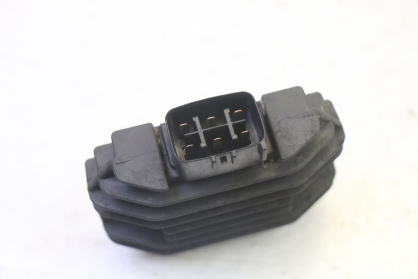photo de RÉGULATEUR DE CHARGE YAMAHA X-MAX XMAX 250 (2006 - 2009)