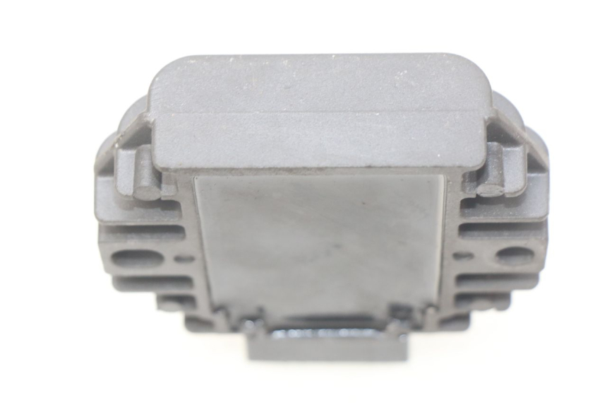 photo de RÉGULATEUR DE CHARGE PIAGGIO X7 125 (2007 - 2013)
