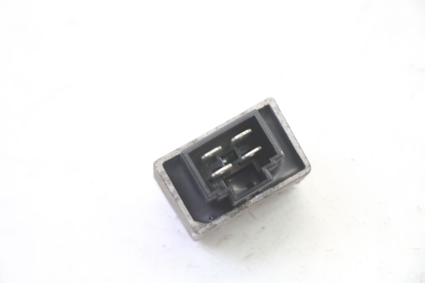 photo de REGULATEUR CHARGE HONDA X8R 50 (1998 - 2003)