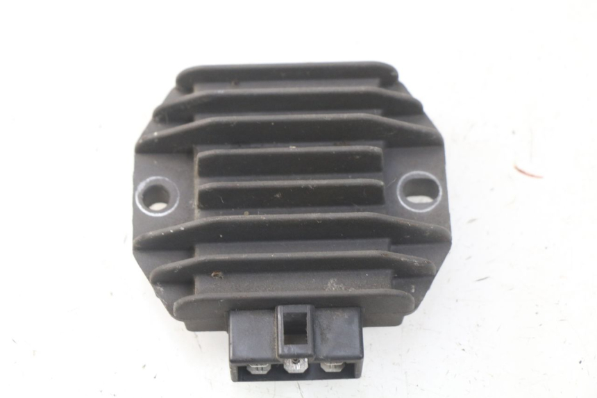 photo de REGULATEUR CHARGE PIAGGIO X9 EVOLUTION 125 (2003 - 2007)