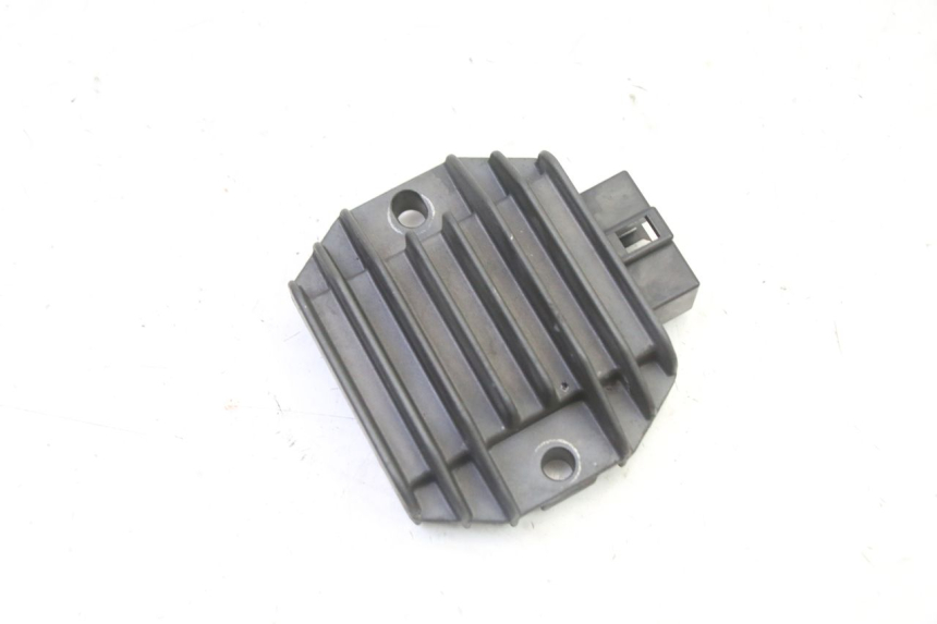 photo de REGULATEUR CHARGE PIAGGIO X9 EVOLUTION 125 (2003 - 2007)