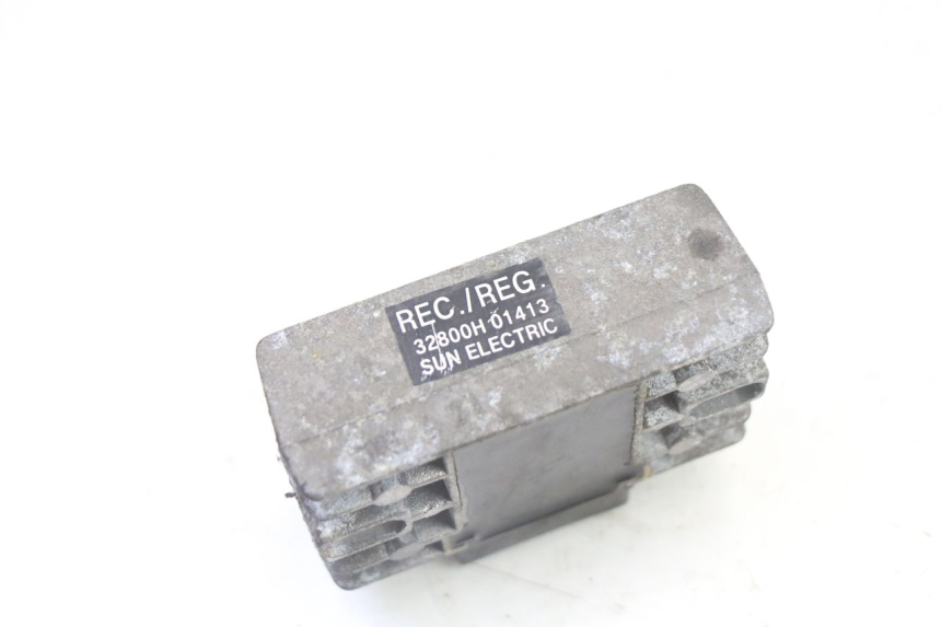 photo de REGULATEUR CHARGE PIAGGIO X9 EVOLUTION 125 (2003 - 2007)