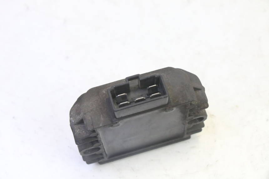 photo de REGULATEUR CHARGE PIAGGIO XEVO - X EVO 125 (2007 - 2016)