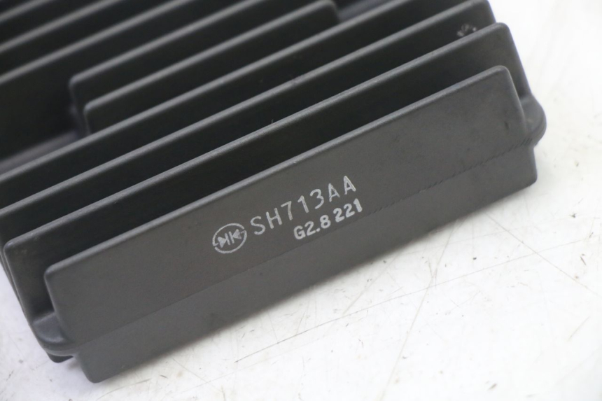 photo de REGULATEUR CHARGE YAMAHA XJ6 ABS 600 (2008 - 2016)