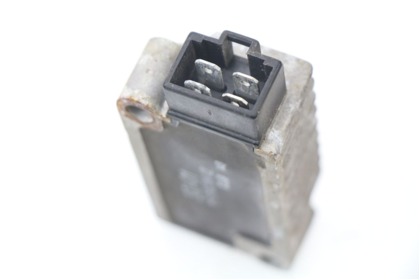 photo de REGULATEUR CHARGE YAMAHA XJN XJ N DIVERSION 600 (1994 - 1997)