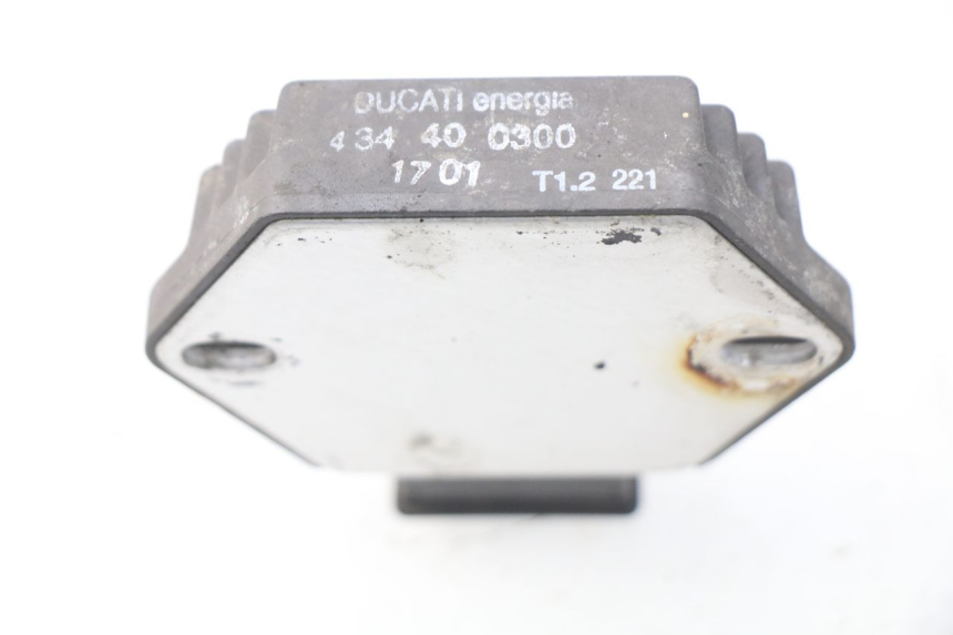 photo de REGULATEUR CHARGE HONDA XLV VARADERO 125 (2000 - 2006)