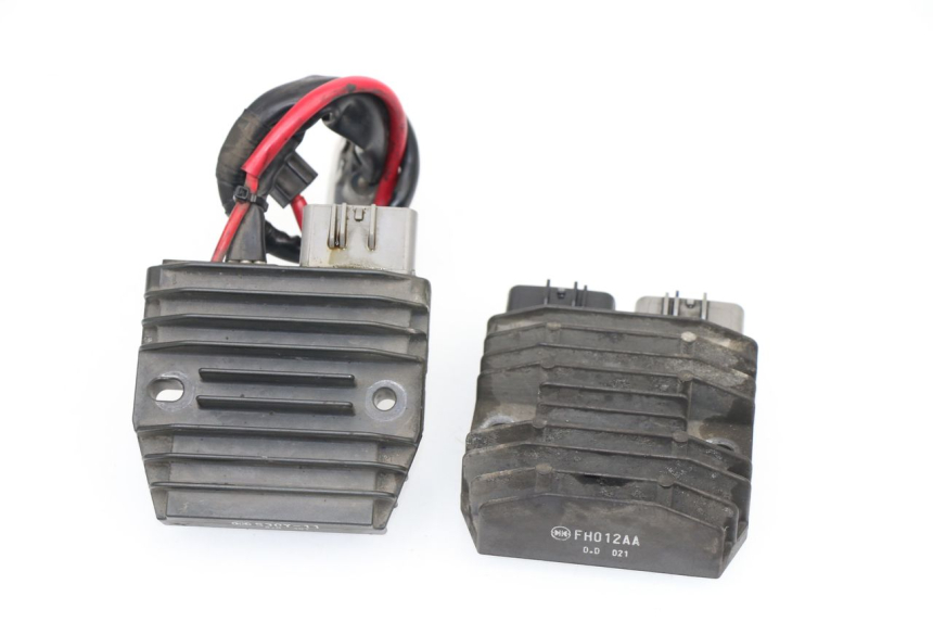 photo de REGULATEUR CHARGE YAMAHA FJR ABS 1300 (2006 - 2012)