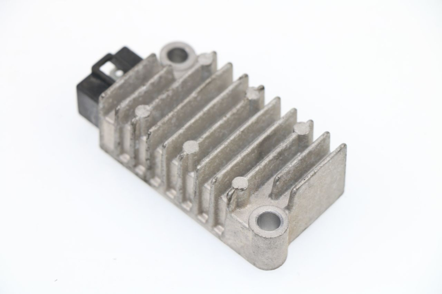 photo de REGULATEUR CHARGE YAMAHA NEOS NEO'S 4T 50 (2008 - 2016)