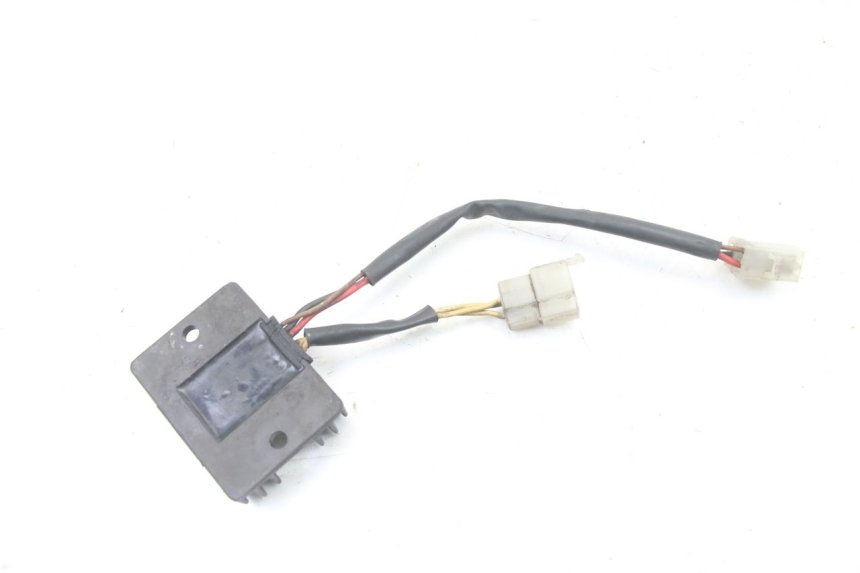 photo de REGULATEUR CHARGE YAMAHA SR 125 (1982 - 2003)