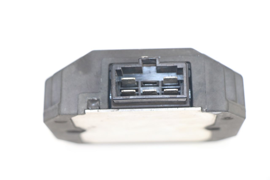 photo de REGULATEUR CHARGE YAMAHA YP T-MAX TMAX 530 (2017 - 2020)
