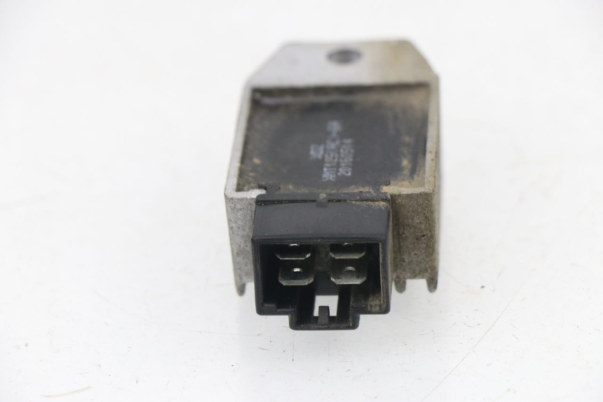 photo de REGULATEUR CHARGE YAMASAKI ROADSTER 50 (2013 - 2018)