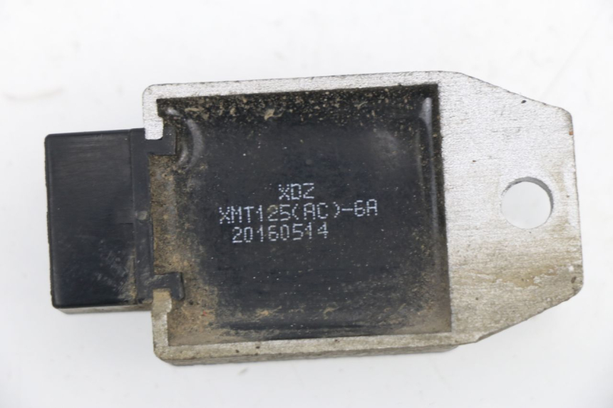 photo de REGULATEUR CHARGE YAMASAKI ROADSTER 50 (2013 - 2018)
