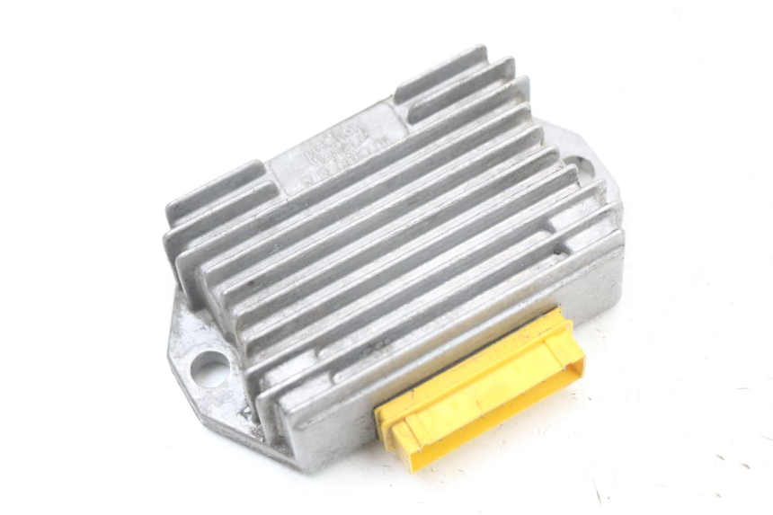 photo de REGULATEUR CHARGE PIAGGIO ZIP RST 50 (1996 - 1998)