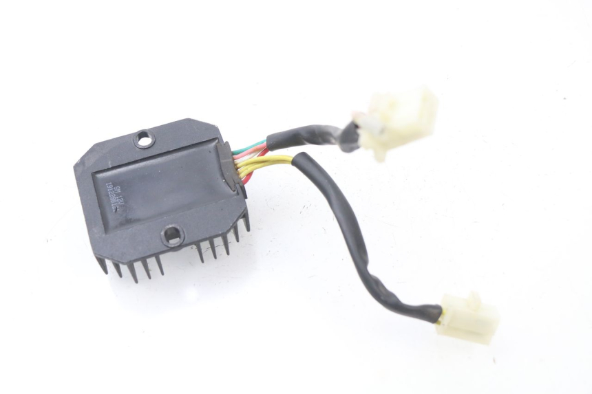 photo de RÉGULATEUR DE CHARGE UNIVERSAL BIKE ZN50QT-11B 50 (2018 - 2021)