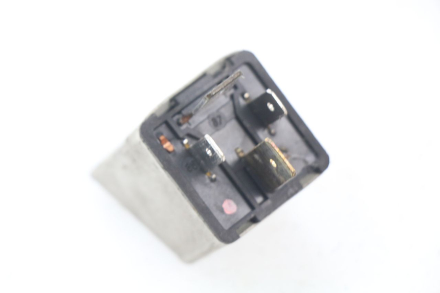 photo de RELAIS DEMARREUR PIAGGIO BEVERLY 125 (1998 - 2005)