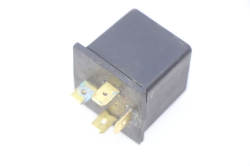 photo de RELAIS DEMARREUR MBK BOOSTER SPIRIT NAKED 50 (2004 - 2017)