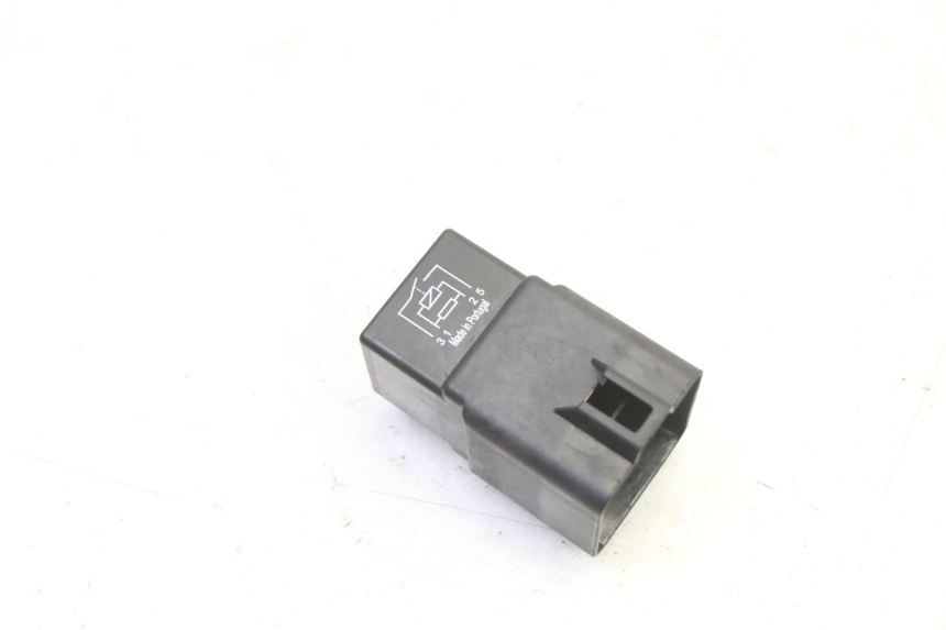 photo de RELAIS DEMARREUR BMW G310 R 310 (2016 - 2020)