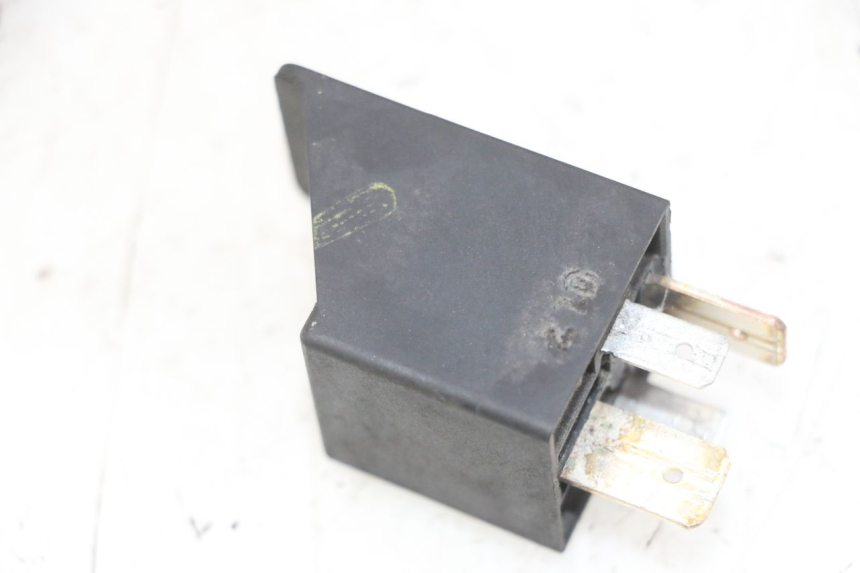 photo de RELAIS DEMARREUR GILERA NEXUS 125 (2009 - 2013)