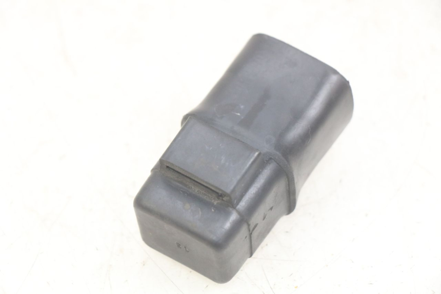 photo de RELAIS DEMARREUR HONDA SCV LEAD 100 (2003 - 2007)